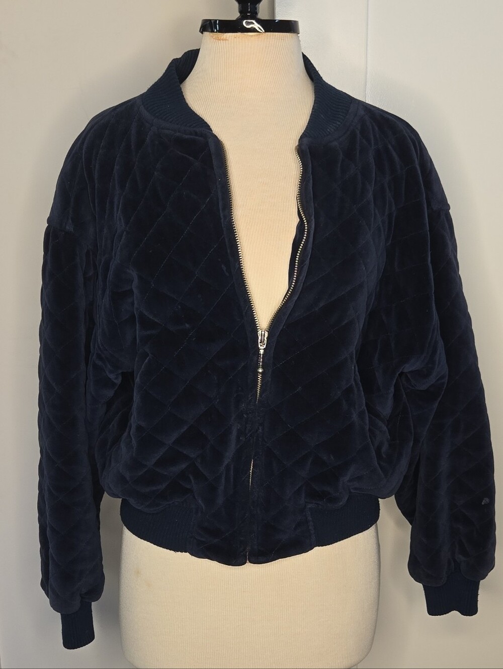Liz Claybourne SPORT Quilted Velvet Bomber Jacket - Navy